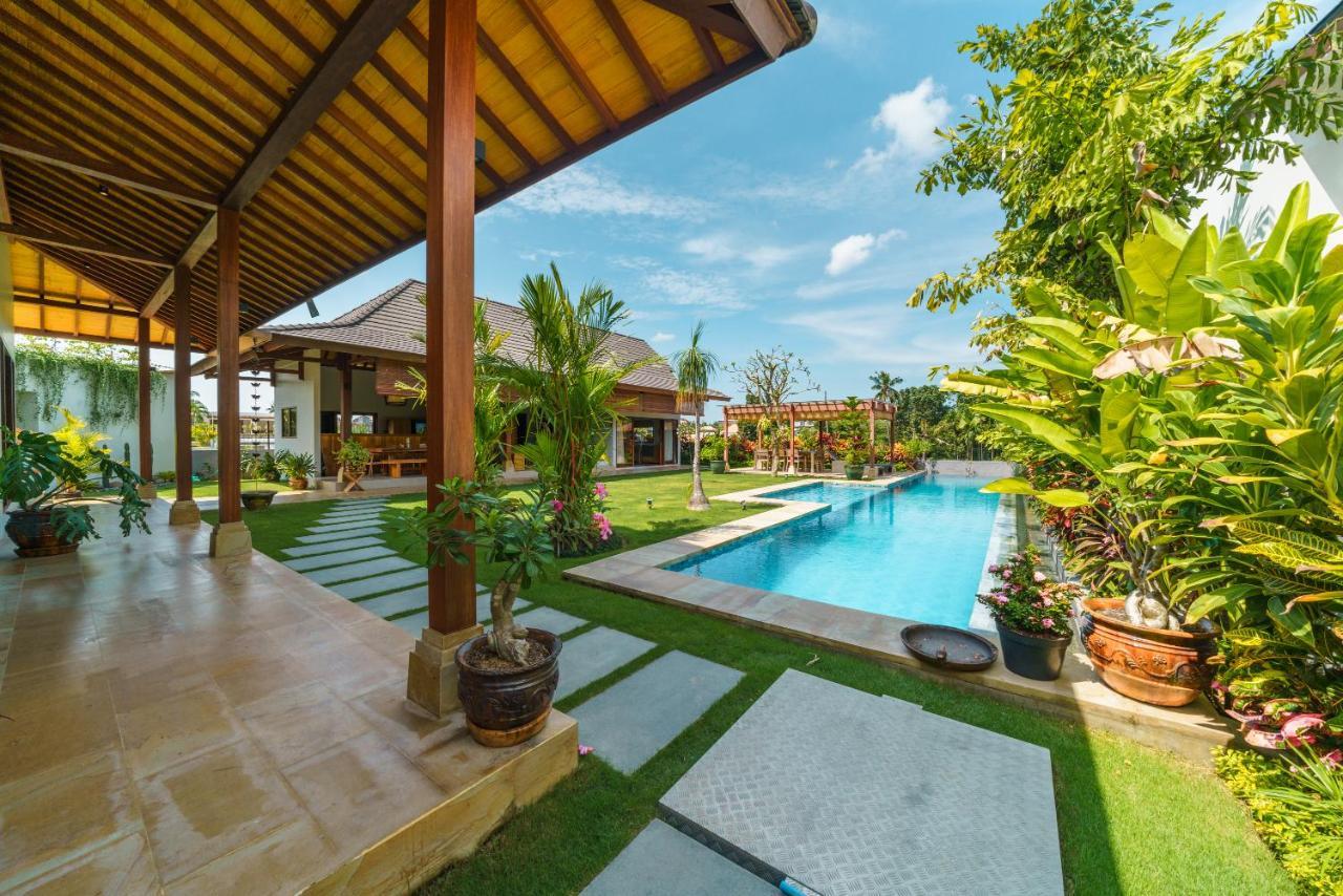 Villa Beauvida - Cozy 4- Bedroom Villa In Canggu With 18M Pool Dalung  Εξωτερικό φωτογραφία